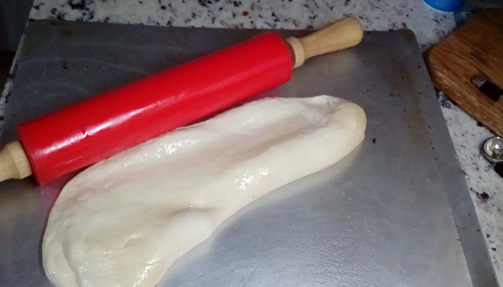 Easy Family Dinner Recipe: Quick Pizza Bread